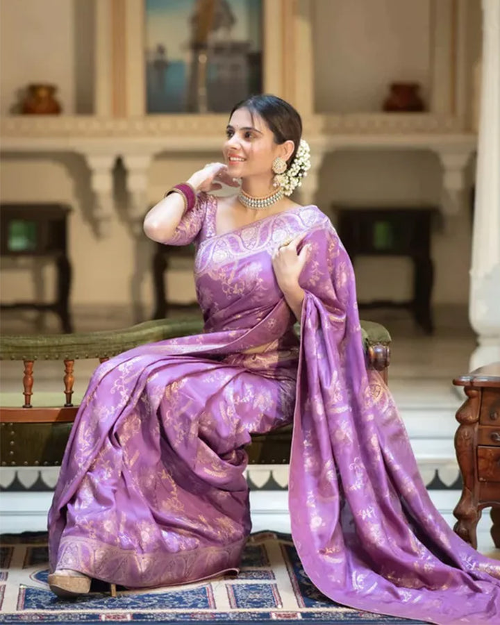 Designer Lavender Color Jacquard Weaving Banarasi Silk Saree