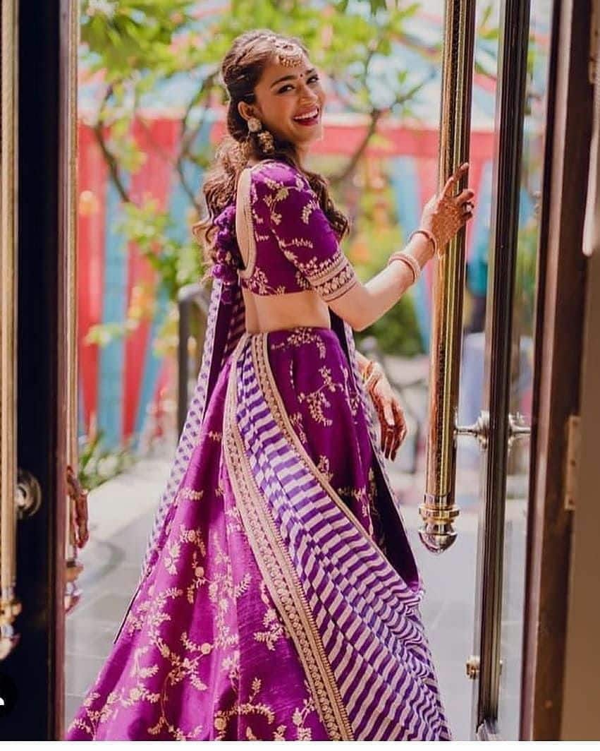 Band, Baaja, Baraati: 10 Stunning Outfits For The Shaadi Guest… You'll Want  Them ALL! – India's Wedding Blog