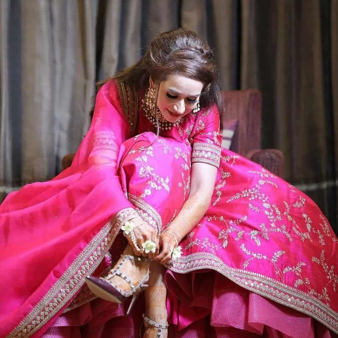 Neha Kakkar's blush pink Sabyasachi wedding lehenga is every pastel-loving  bride's dream | VOGUE India